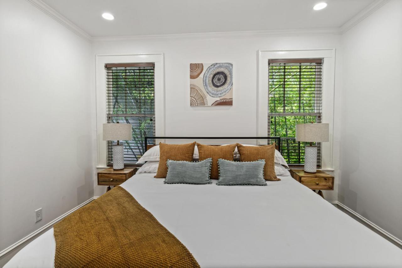 Sun Lit Bungalow With Good Vibes And Lots Of Wine - Designedbydom 亚特兰大 外观 照片