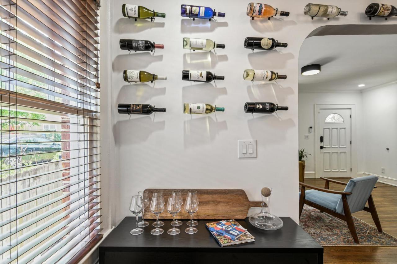 Sun Lit Bungalow With Good Vibes And Lots Of Wine - Designedbydom 亚特兰大 外观 照片